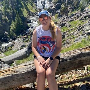 Meet your Posher, Taylor